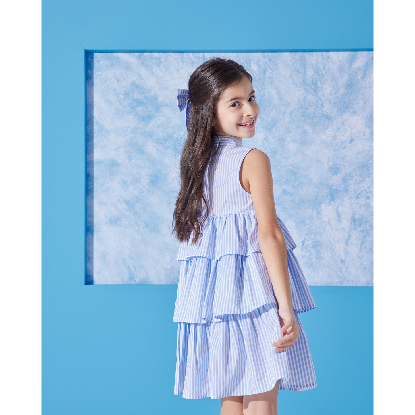 Azur Elbise ve Fiyonk Toka